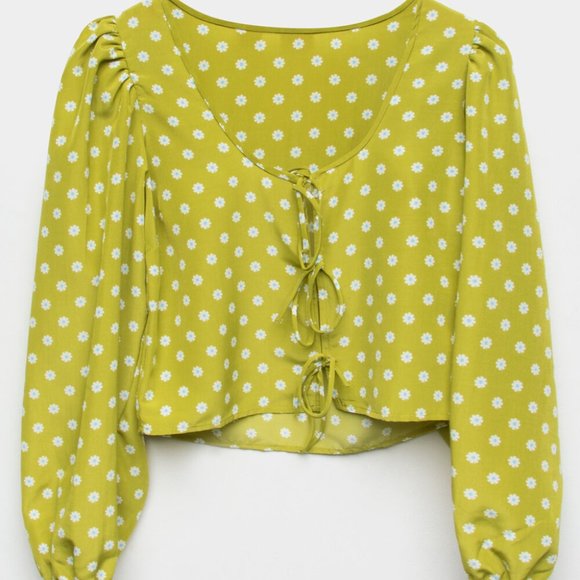 Levi's Embry Tie Front Daisy Blouse - Picture 5 of 14